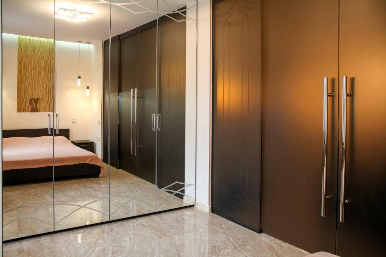 Apartment Luxe Paris Odessa Eksteriør billede